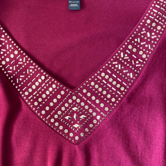 V-neck top - Picture 3 of 4